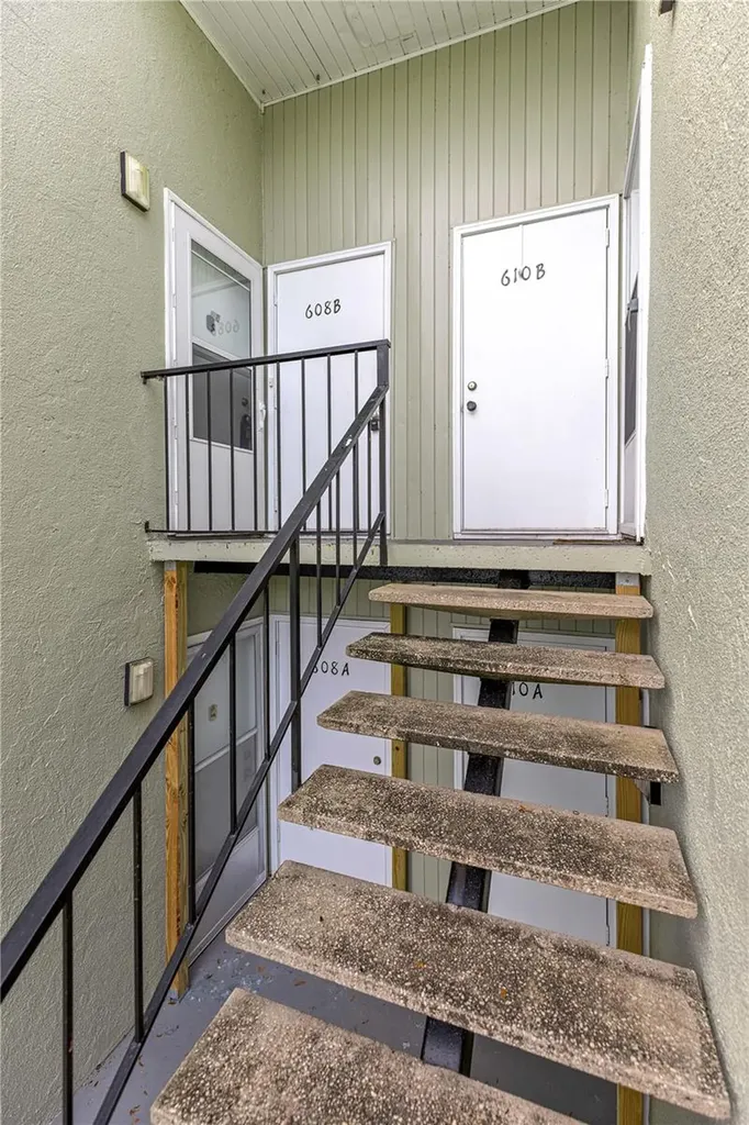 608 Fairways Circle Ocala FL 34472