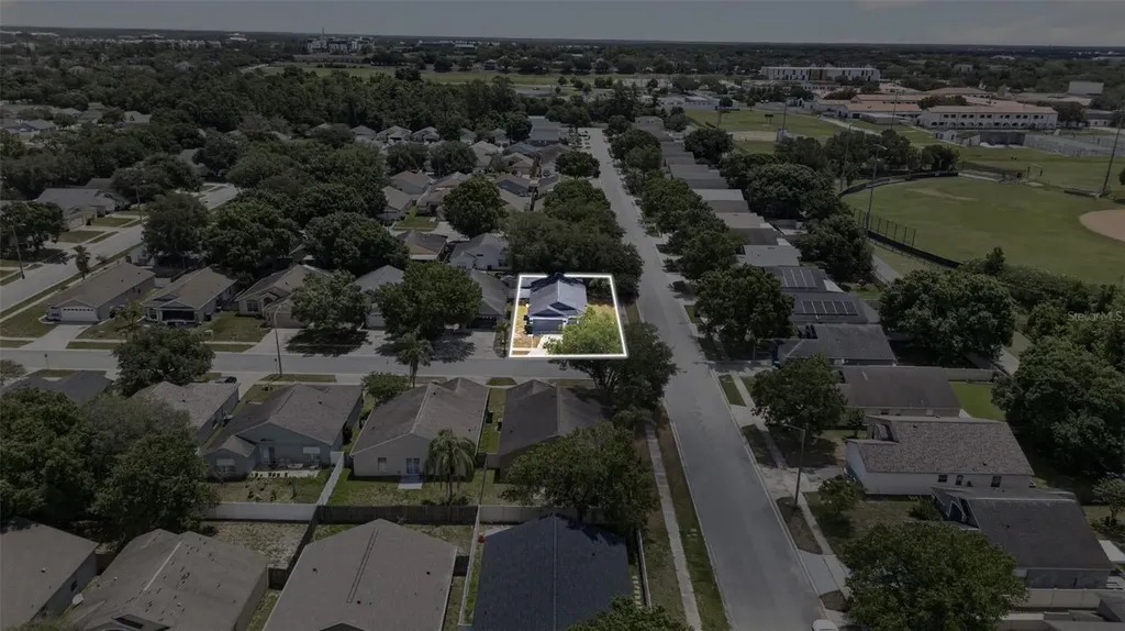 2303 Northern Leaf Street Orlando FL 32817
