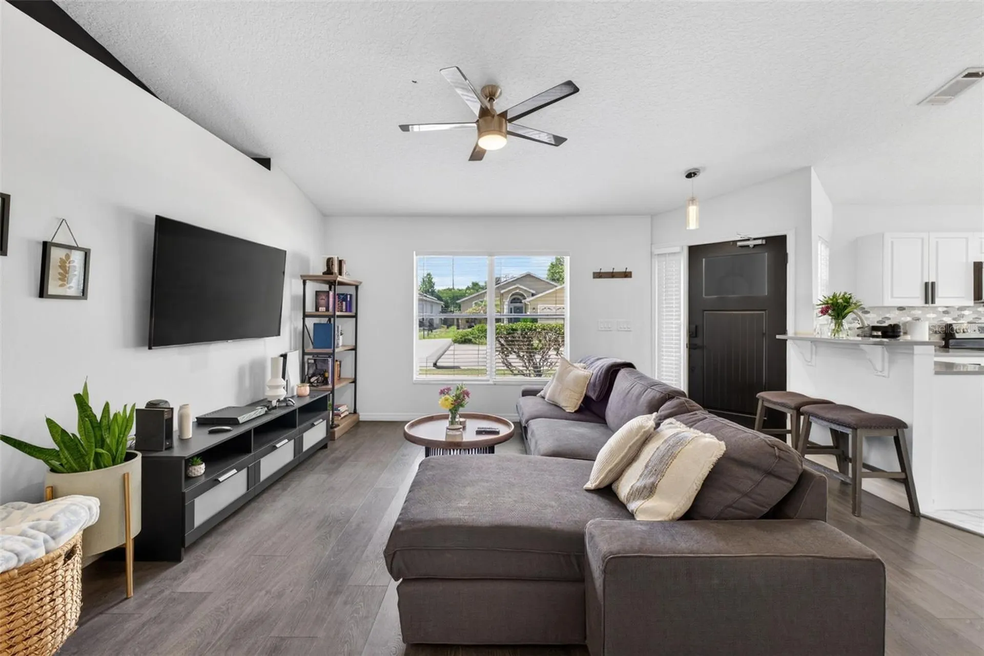 2303 Northern Leaf Street Orlando FL 32817