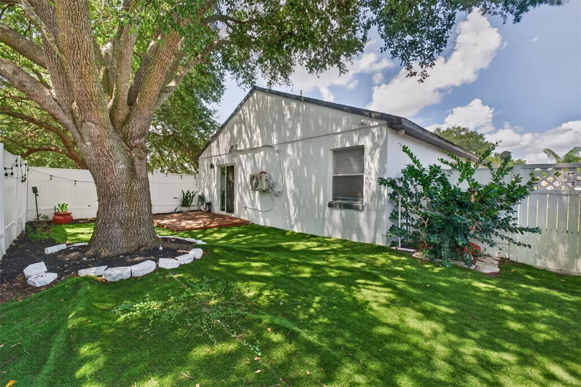 2303 Northern Leaf Street Orlando FL 32817