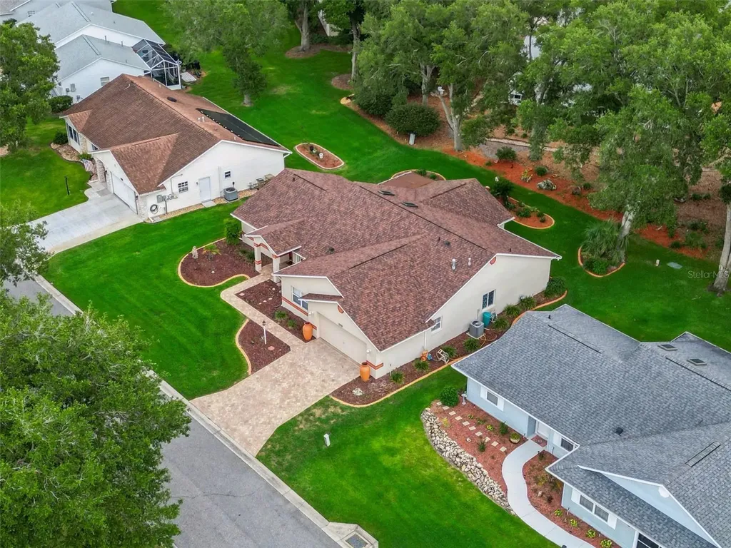 25904 Newcombe Circle Leesburg FL 34748
