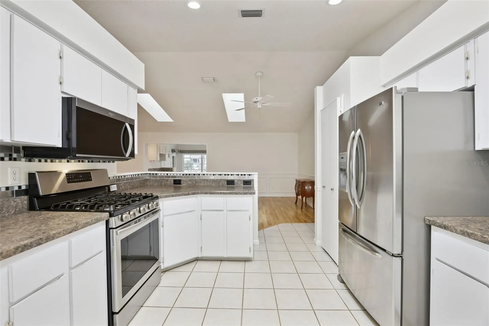 25904 Newcombe Circle Leesburg FL 34748