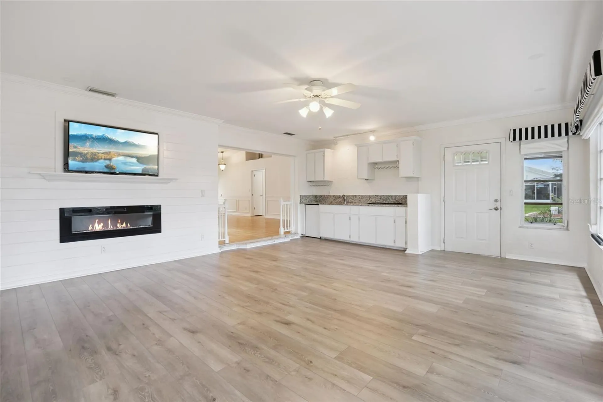 25904 Newcombe Circle Leesburg FL 34748