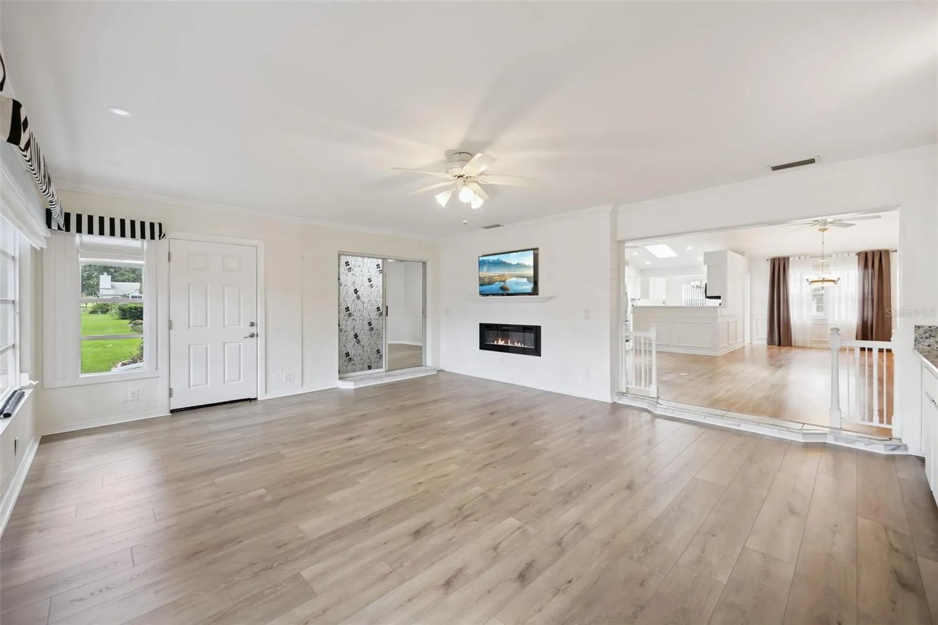 25904 Newcombe Circle Leesburg FL 34748