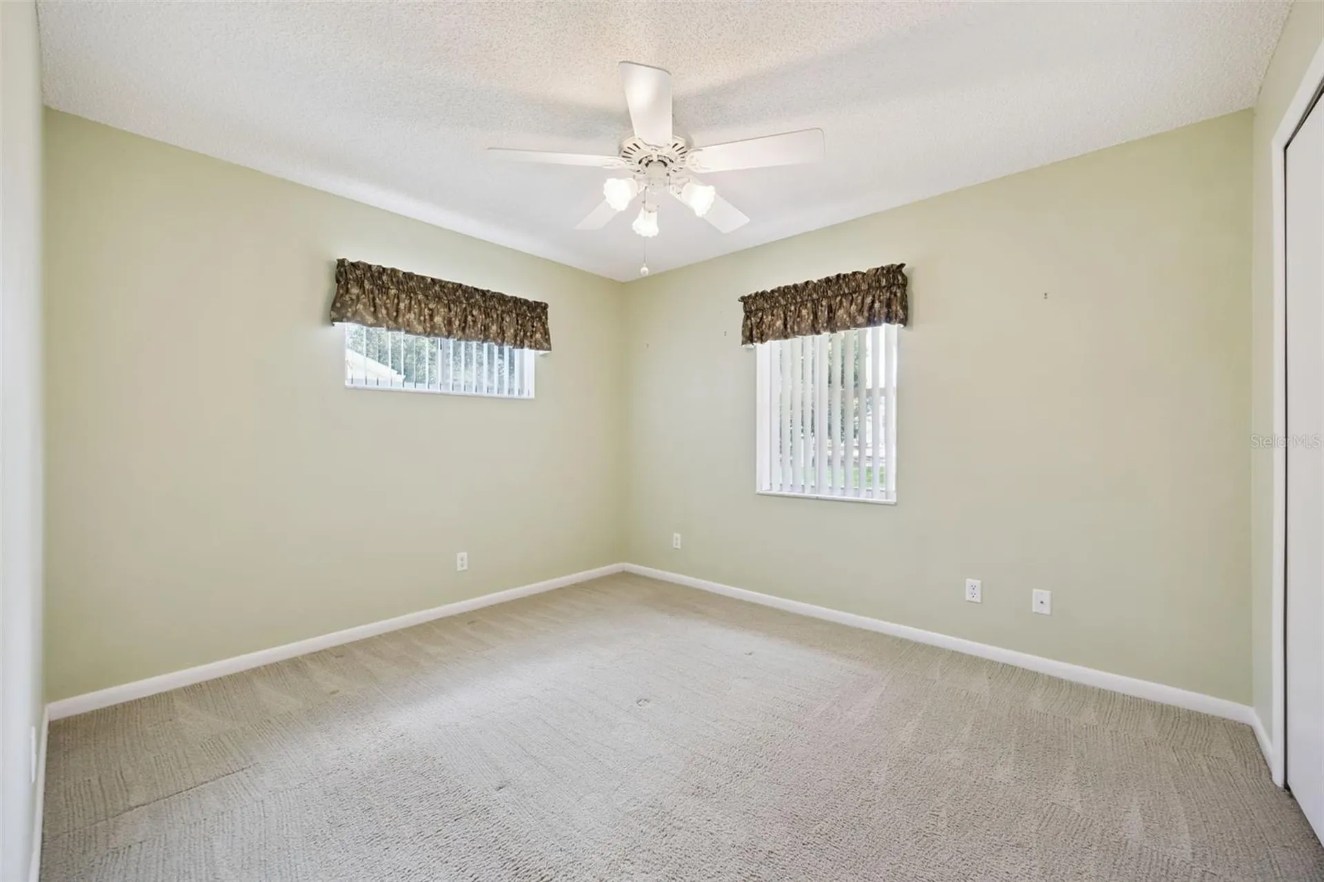 25904 Newcombe Circle Leesburg FL 34748