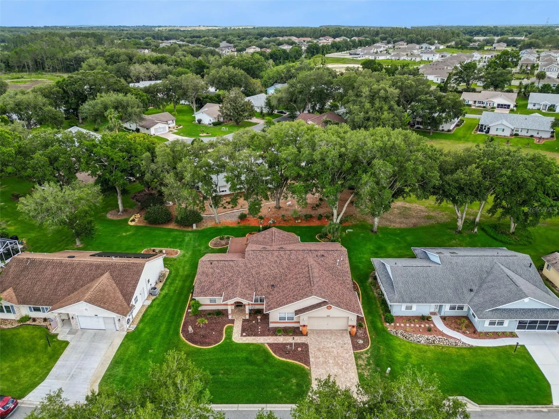 25904 Newcombe Circle Leesburg FL 34748