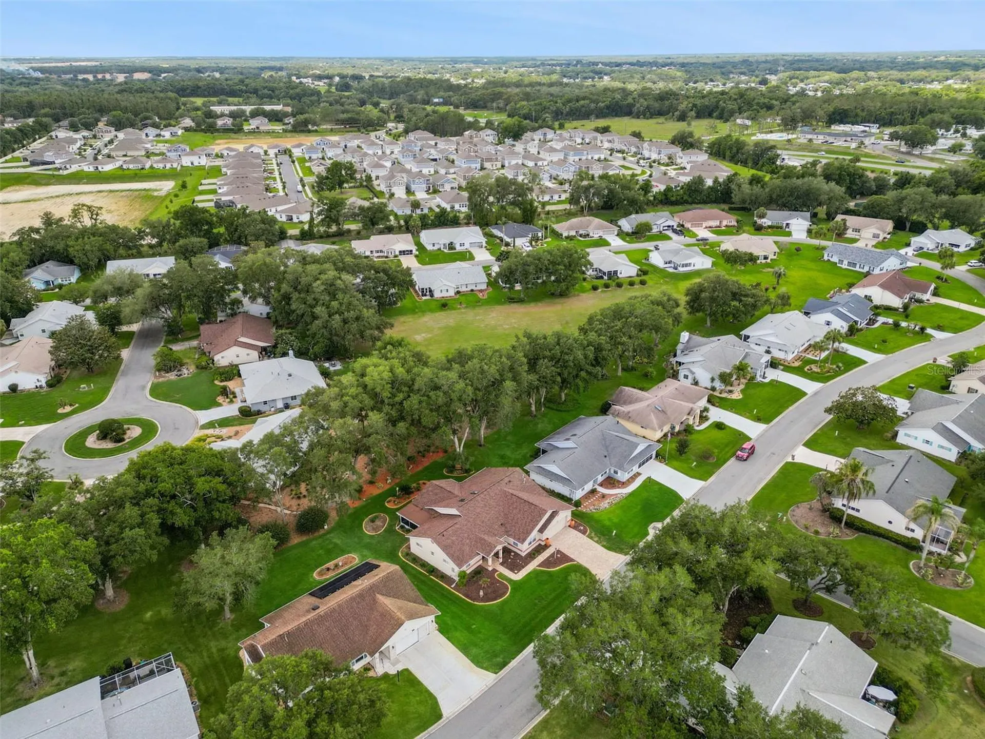 25904 Newcombe Circle Leesburg FL 34748