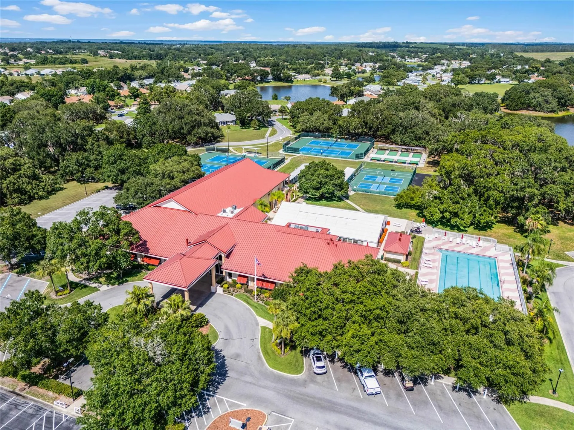 25904 Newcombe Circle Leesburg FL 34748