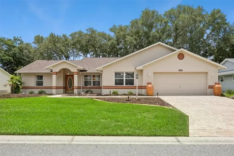 25904 Newcombe Circle Leesburg FL 34748