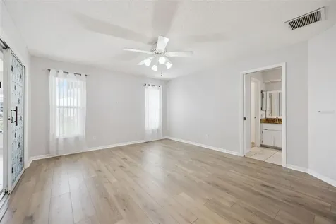 25904 Newcombe Circle Leesburg FL 34748