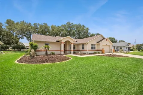 25904 Newcombe Circle Leesburg FL 34748