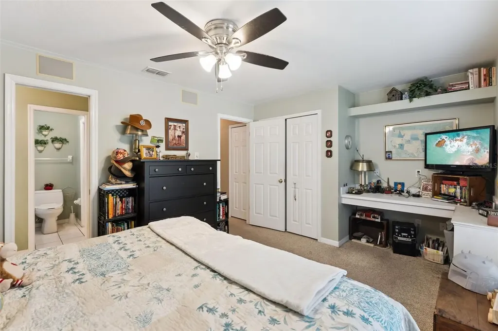 390 Smith Street Oviedo FL 32765