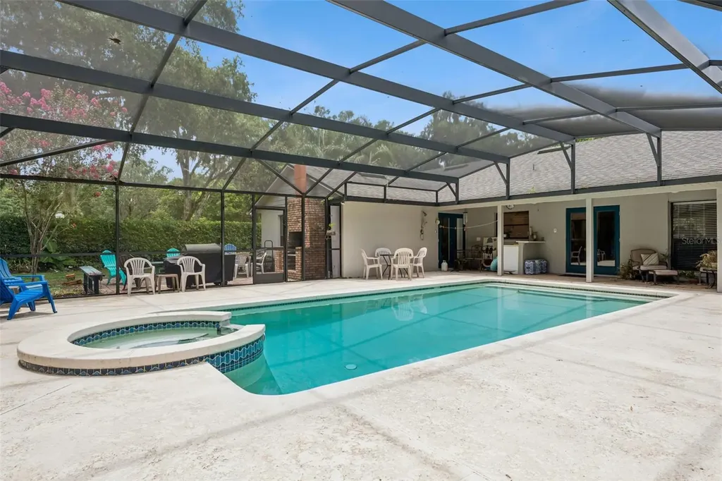 390 Smith Street Oviedo FL 32765