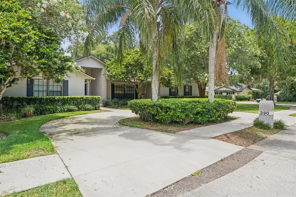 390 Smith Street Oviedo FL 32765