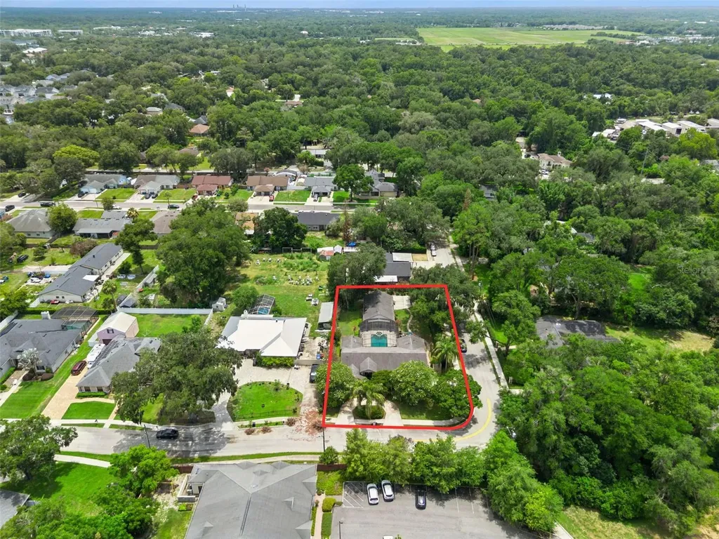 390 Smith Street Oviedo FL 32765