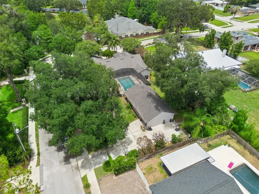 390 Smith Street Oviedo FL 32765