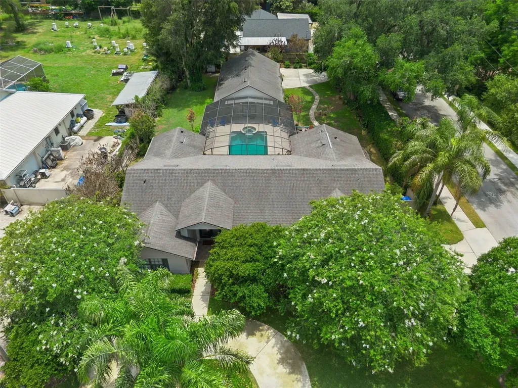 390 Smith Street Oviedo FL 32765