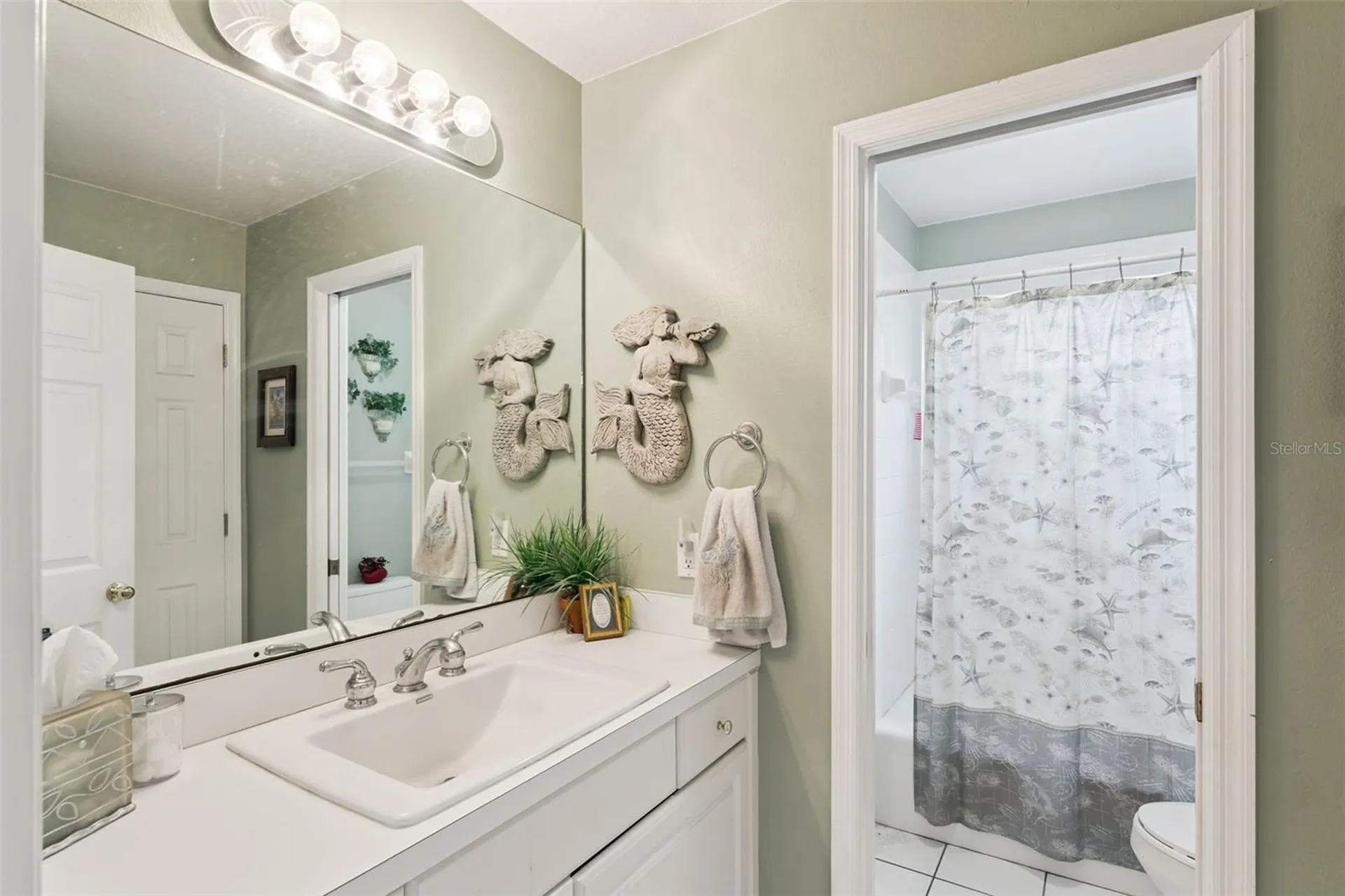 390 Smith Street Oviedo FL 32765