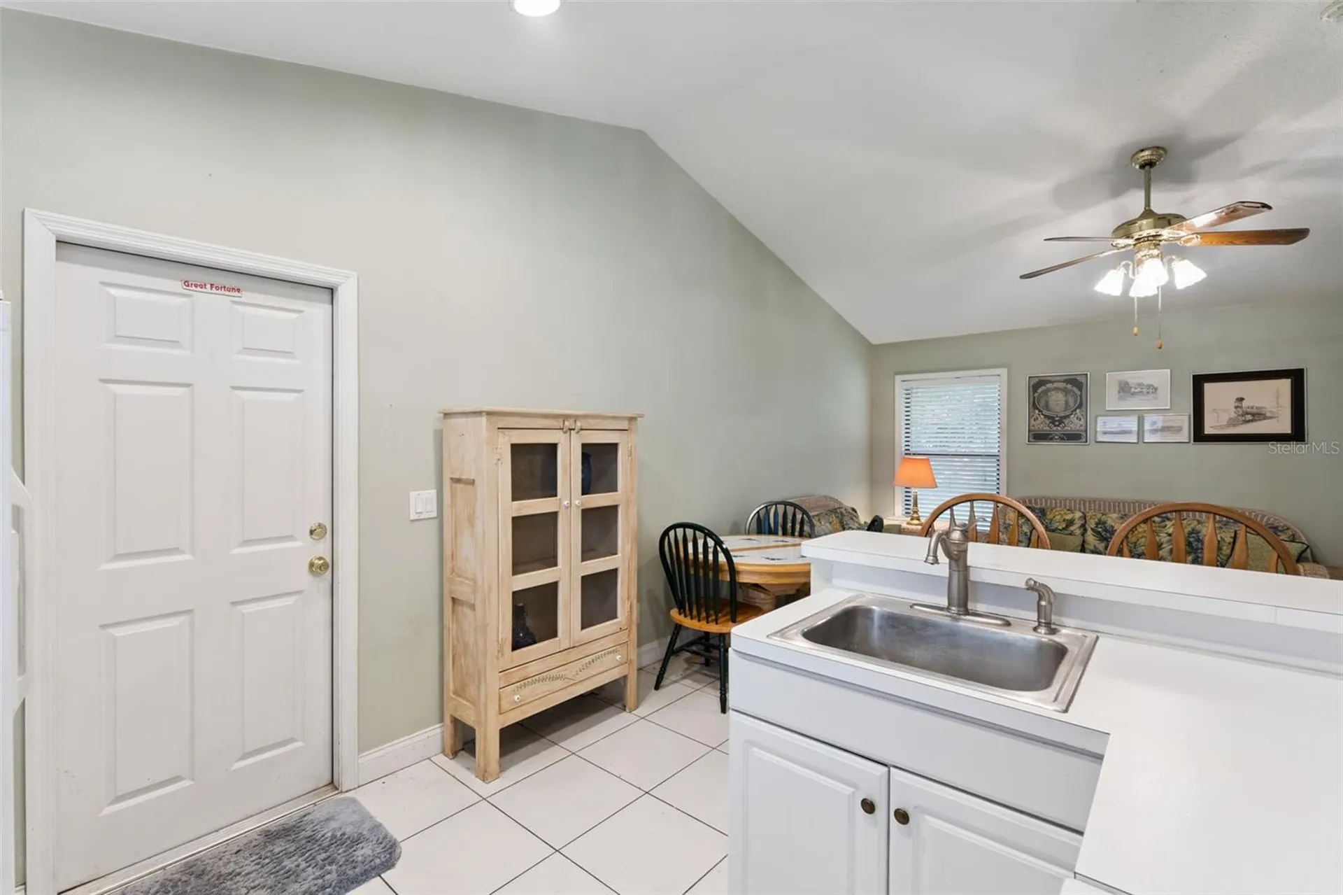390 Smith Street Oviedo FL 32765