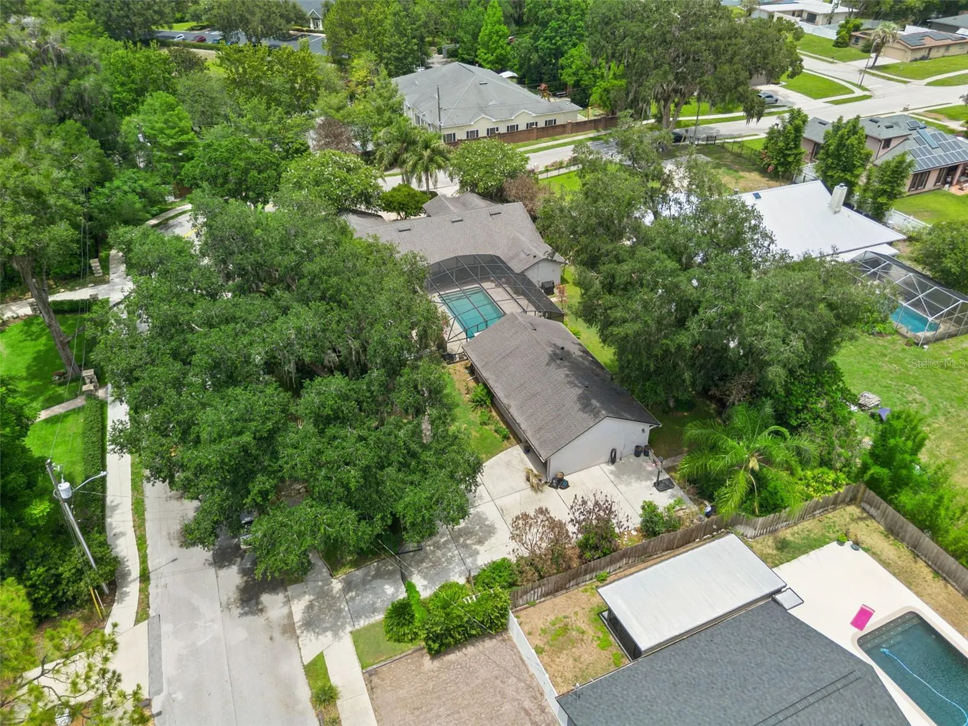 390 Smith Street Oviedo FL 32765