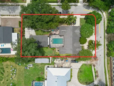 390 Smith Street Oviedo FL 32765
