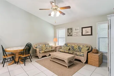 390 Smith Street Oviedo FL 32765
