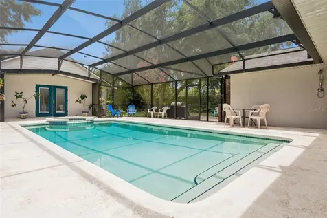 390 Smith Street Oviedo FL 32765