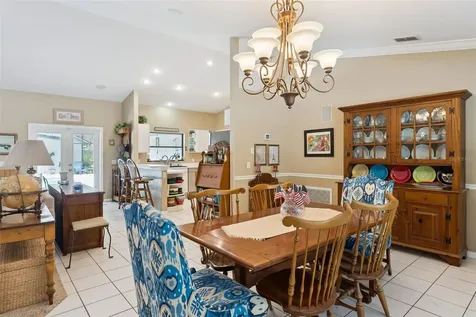 390 Smith Street Oviedo FL 32765