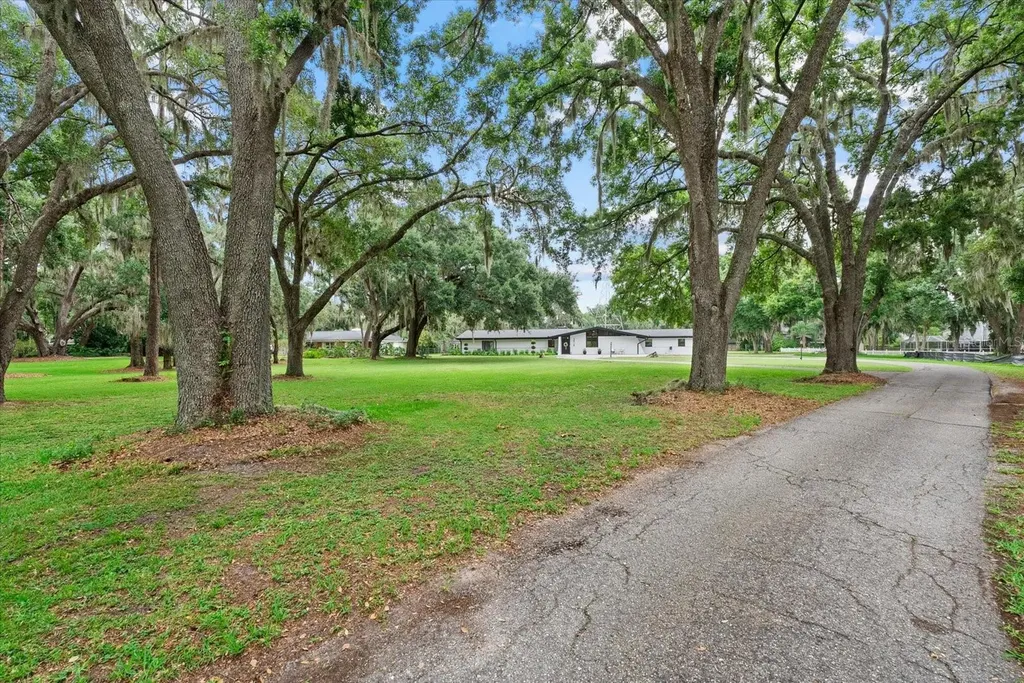 3518 Berger Road Lutz FL 33548