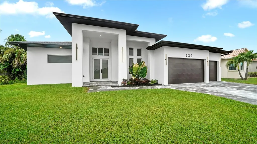 230 W Pine Valley Lane Rotonda West FL 33947