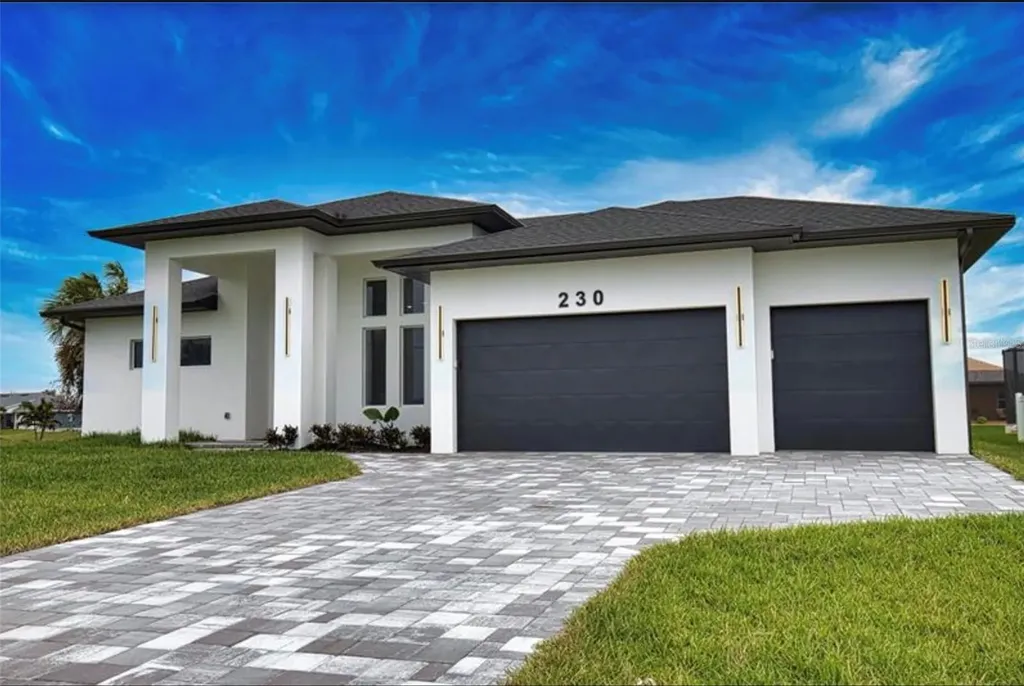 230 W Pine Valley Lane Rotonda West FL 33947
