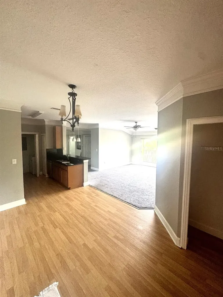 5483 Vineland Road Orlando FL 32811