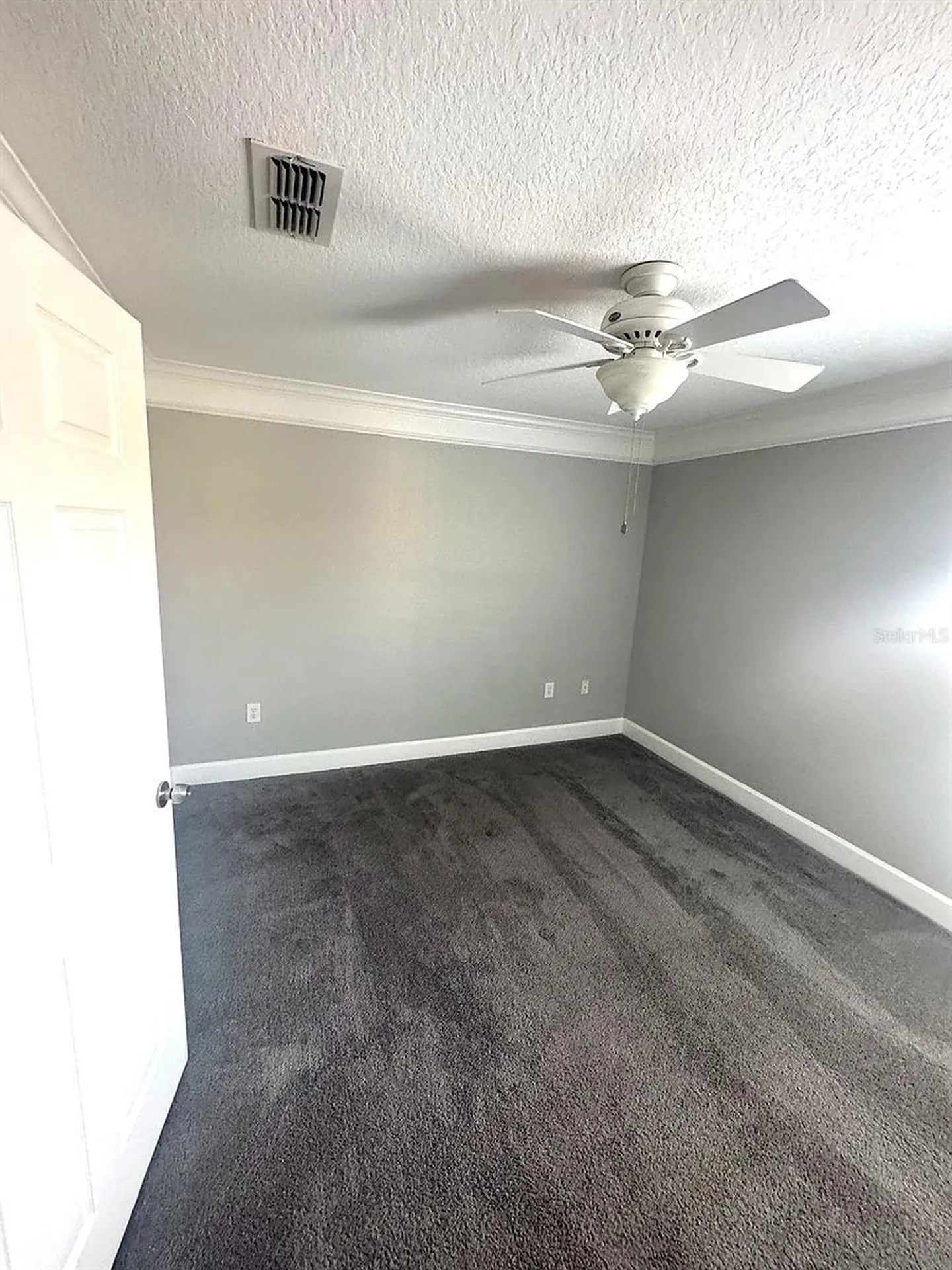 5483 Vineland Road Orlando FL 32811