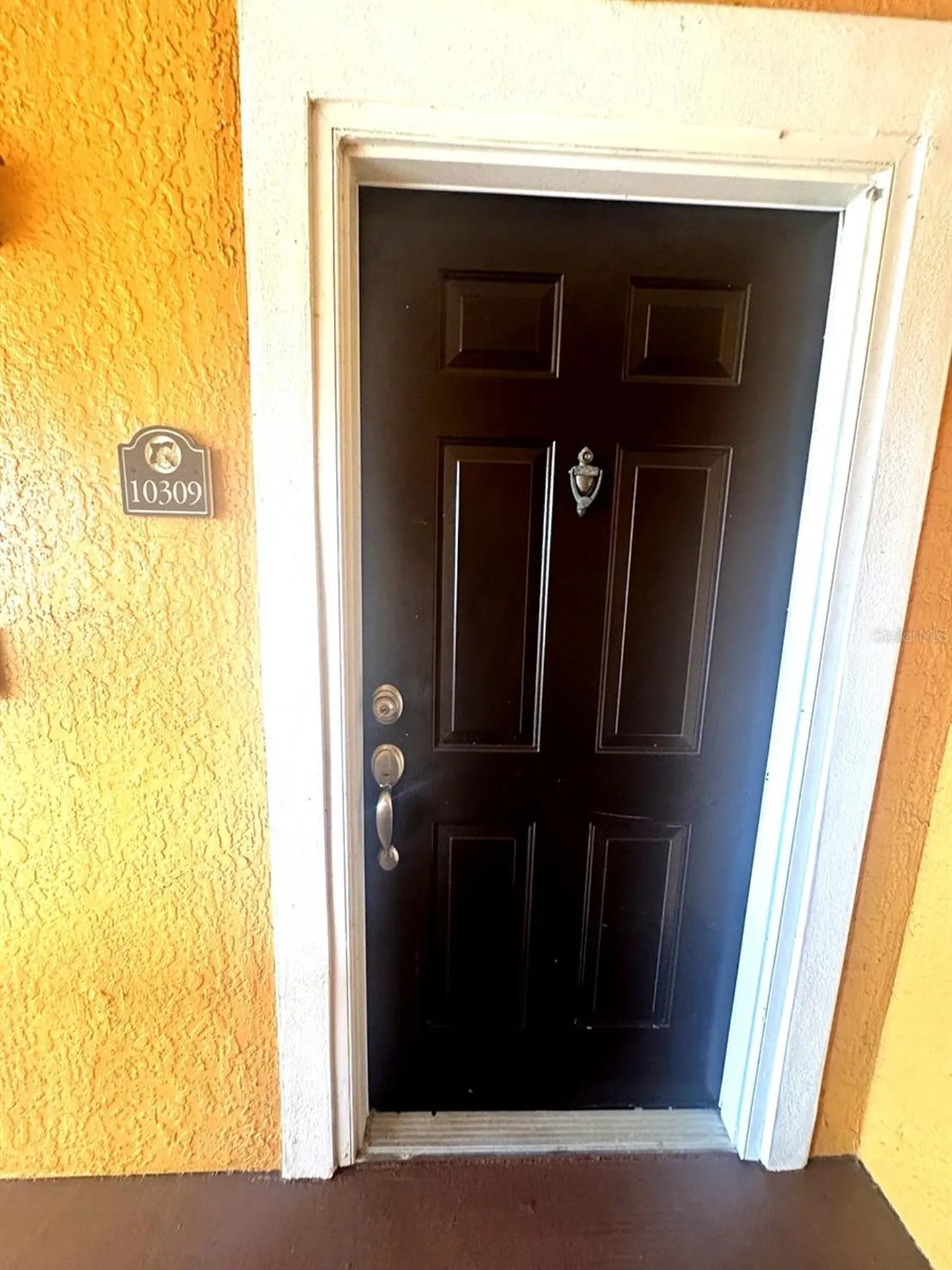 5483 Vineland Road Orlando FL 32811