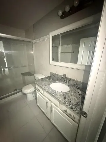 5483 Vineland Road Orlando FL 32811