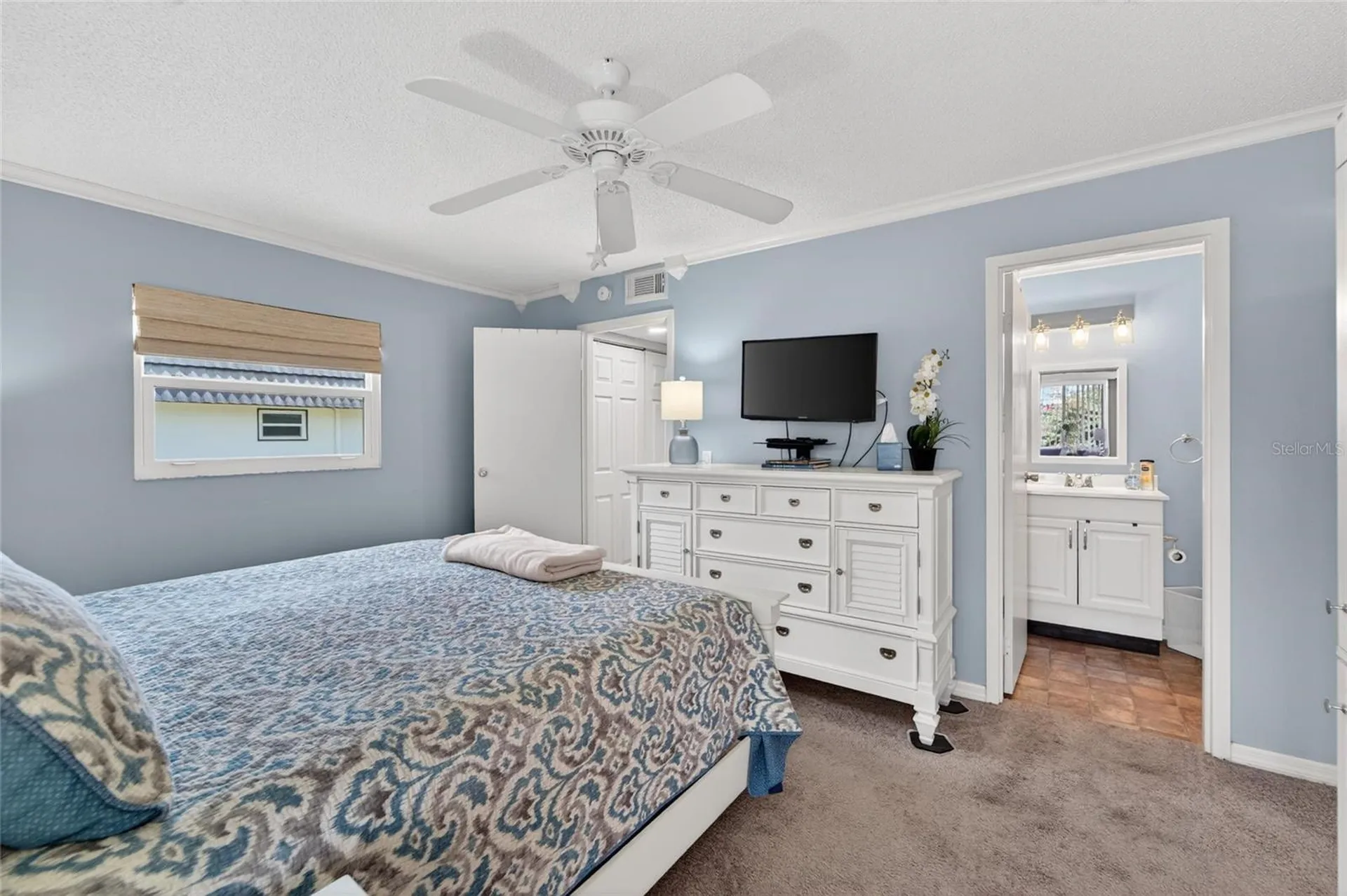 301 Kings Boulevard Sun City Center FL 33573