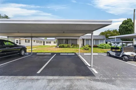 301 Kings Boulevard Sun City Center FL 33573
