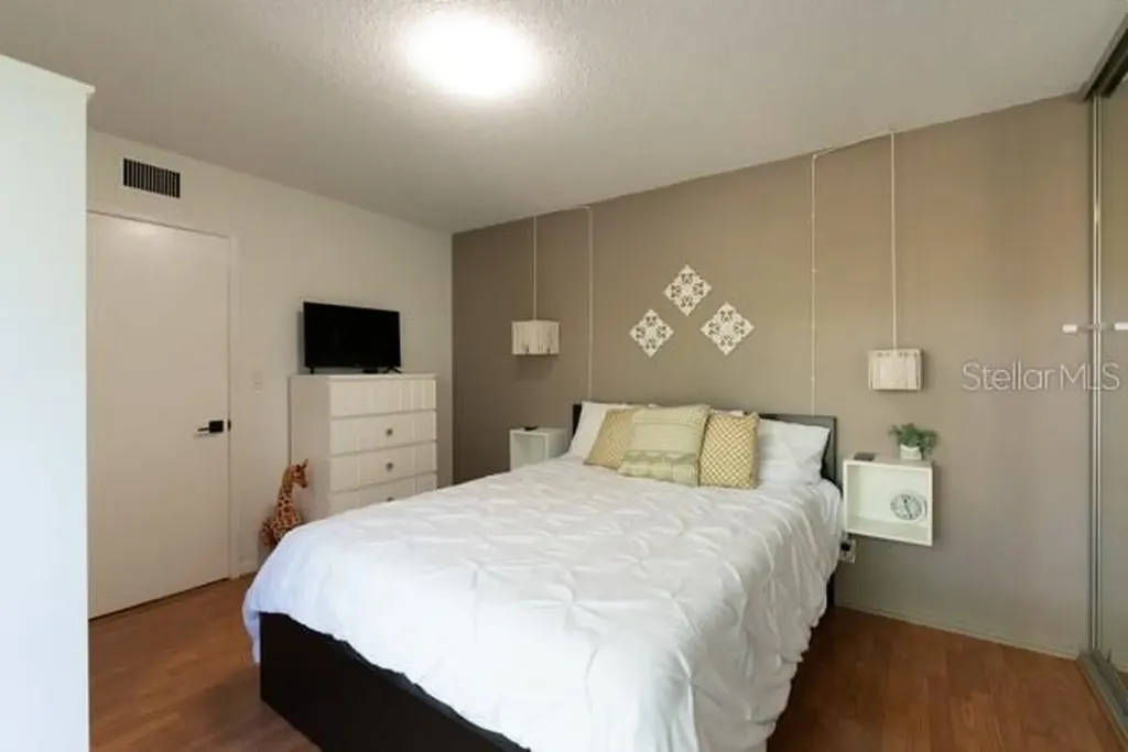 5349 Bamboo Court Orlando FL 32811
