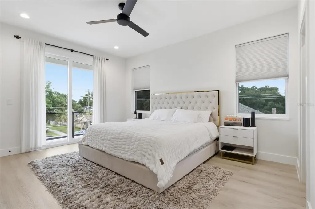 215 W Columbus Drive Tampa FL 33602