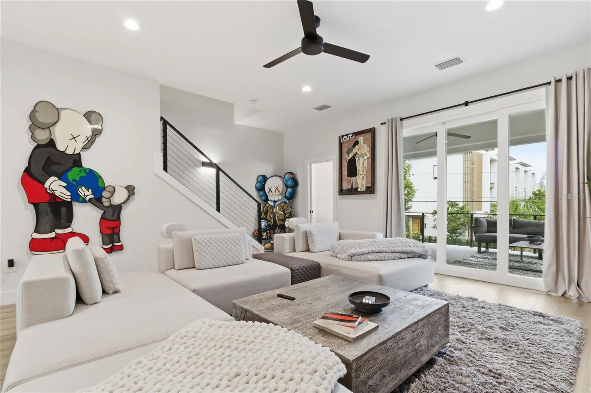 215 W Columbus Drive Tampa FL 33602