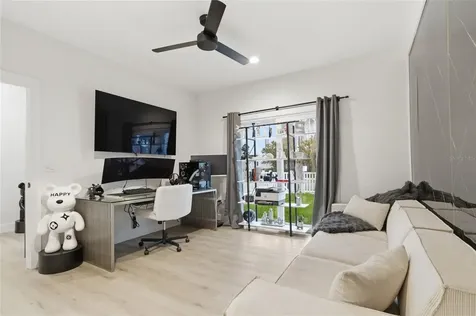 215 W Columbus Drive Tampa FL 33602