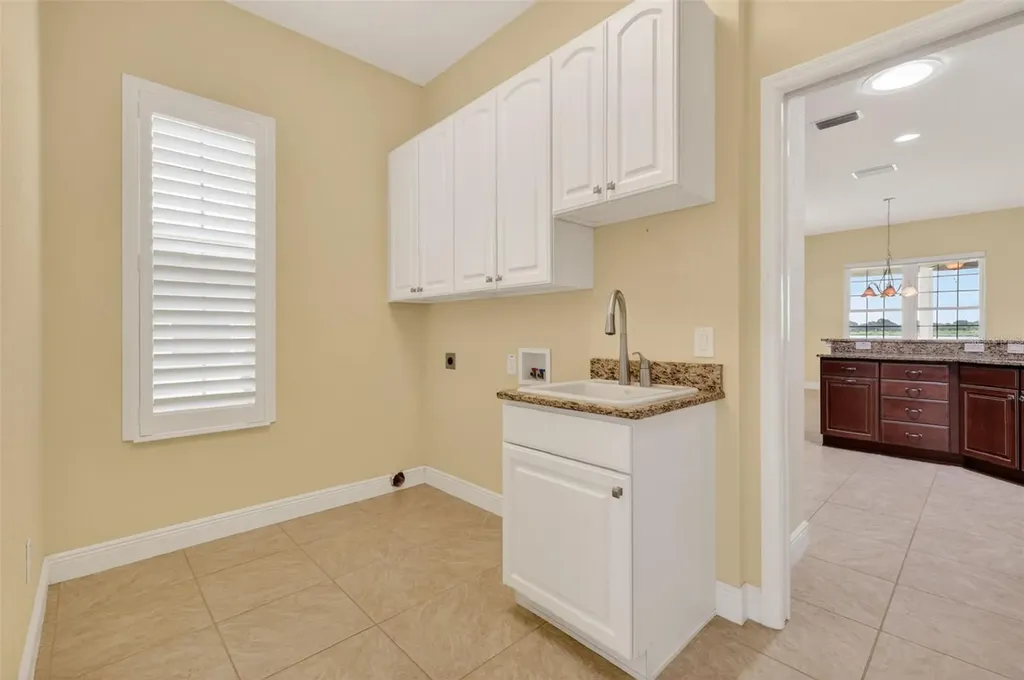 10131 Lake Miona Way Oxford FL 34484