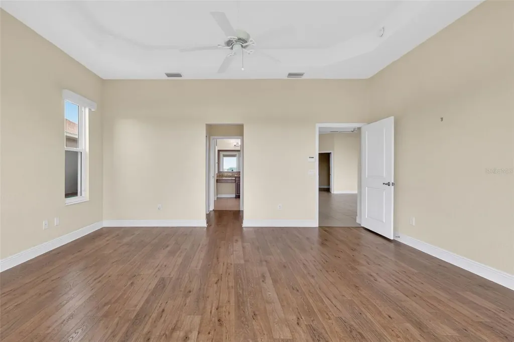 10131 Lake Miona Way Oxford FL 34484