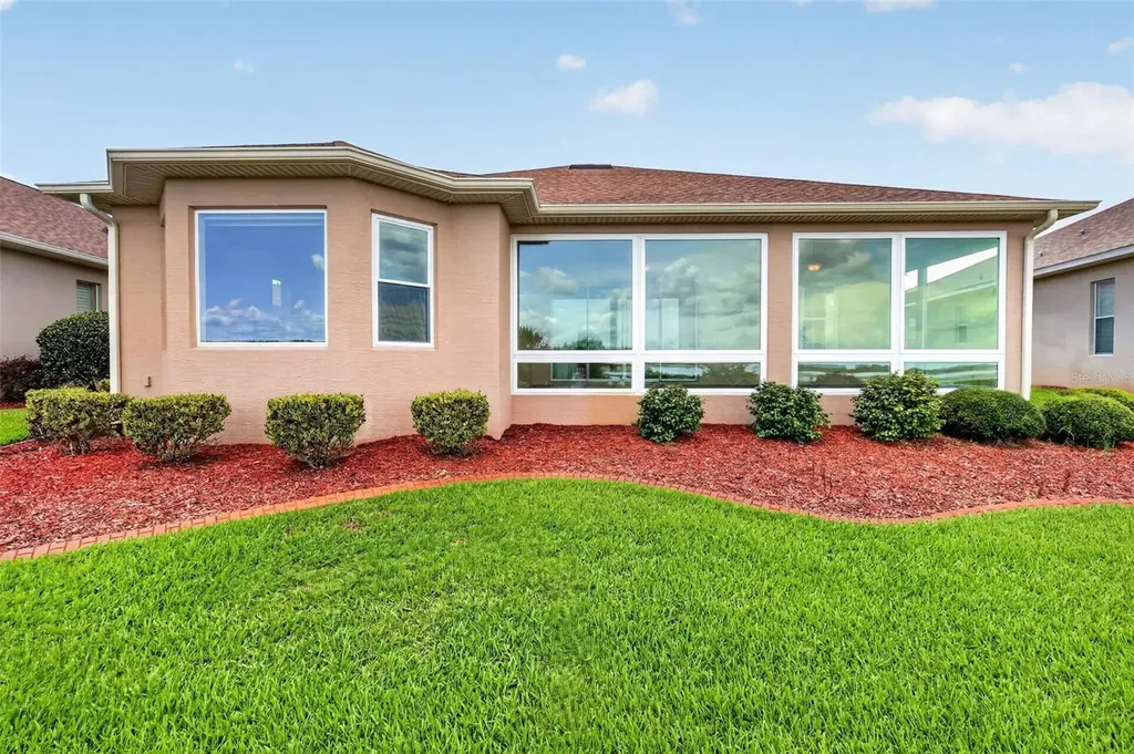 10131 Lake Miona Way Oxford FL 34484