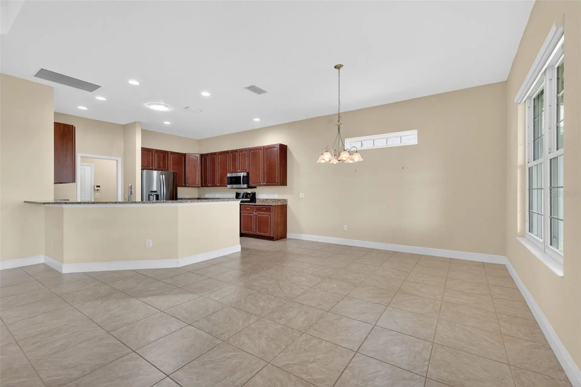 10131 Lake Miona Way Oxford FL 34484