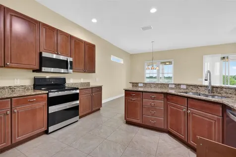10131 Lake Miona Way Oxford FL 34484