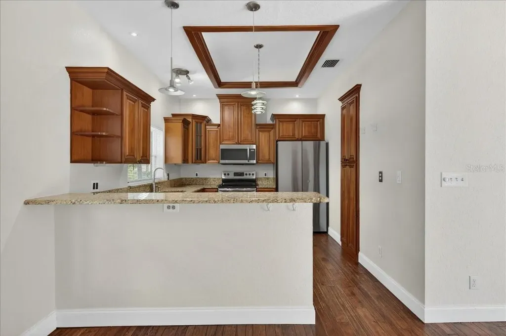 2000 Brent Place Palm Harbor FL 34683