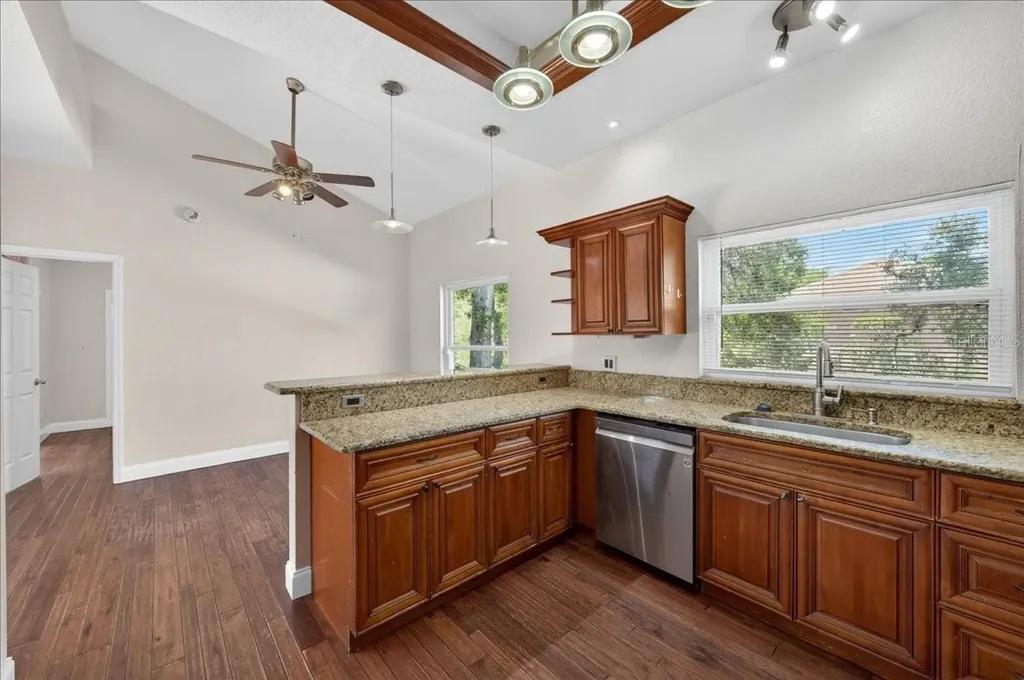 2000 Brent Place Palm Harbor FL 34683