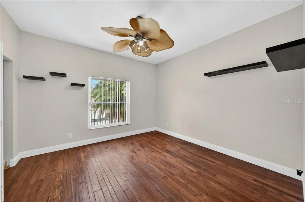 2000 Brent Place Palm Harbor FL 34683