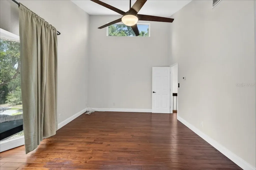 2000 Brent Place Palm Harbor FL 34683